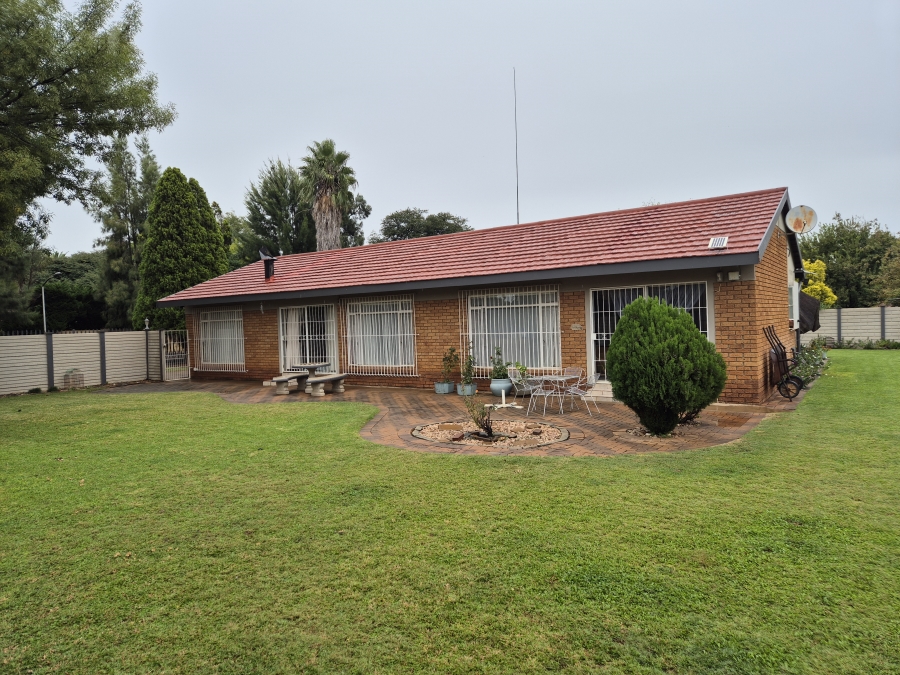 3 Bedroom Property for Sale in Stilfontein Ext 4 North West